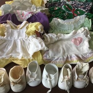 Vintage Cabbage Patch Doll Cothes and Shoes Lot
